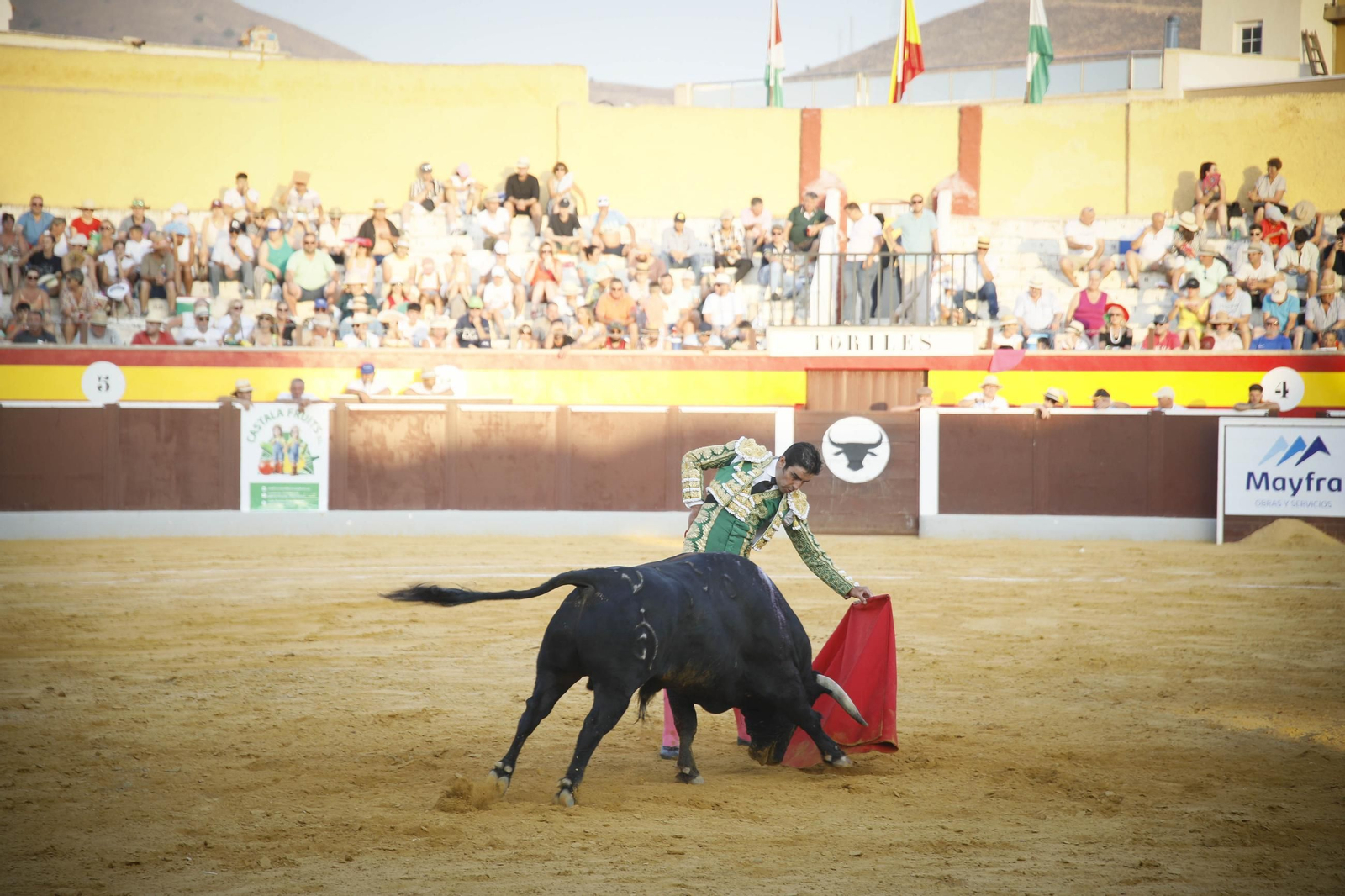 Corrida de toros Berja con un toro indultado, en imágenes