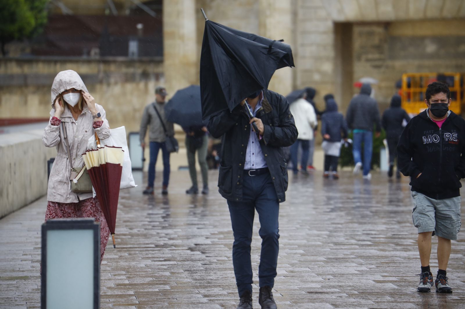 Las fotografías del regreso de la lluvia a Córdoba en pleno puente de Todos los Santos