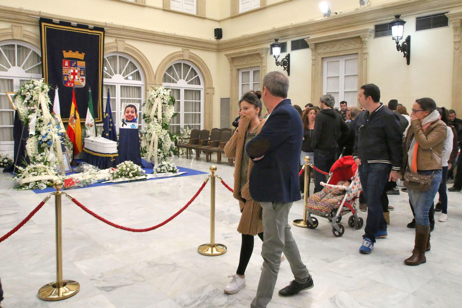 Las imágenes de la capilla ardiente por Gabriel