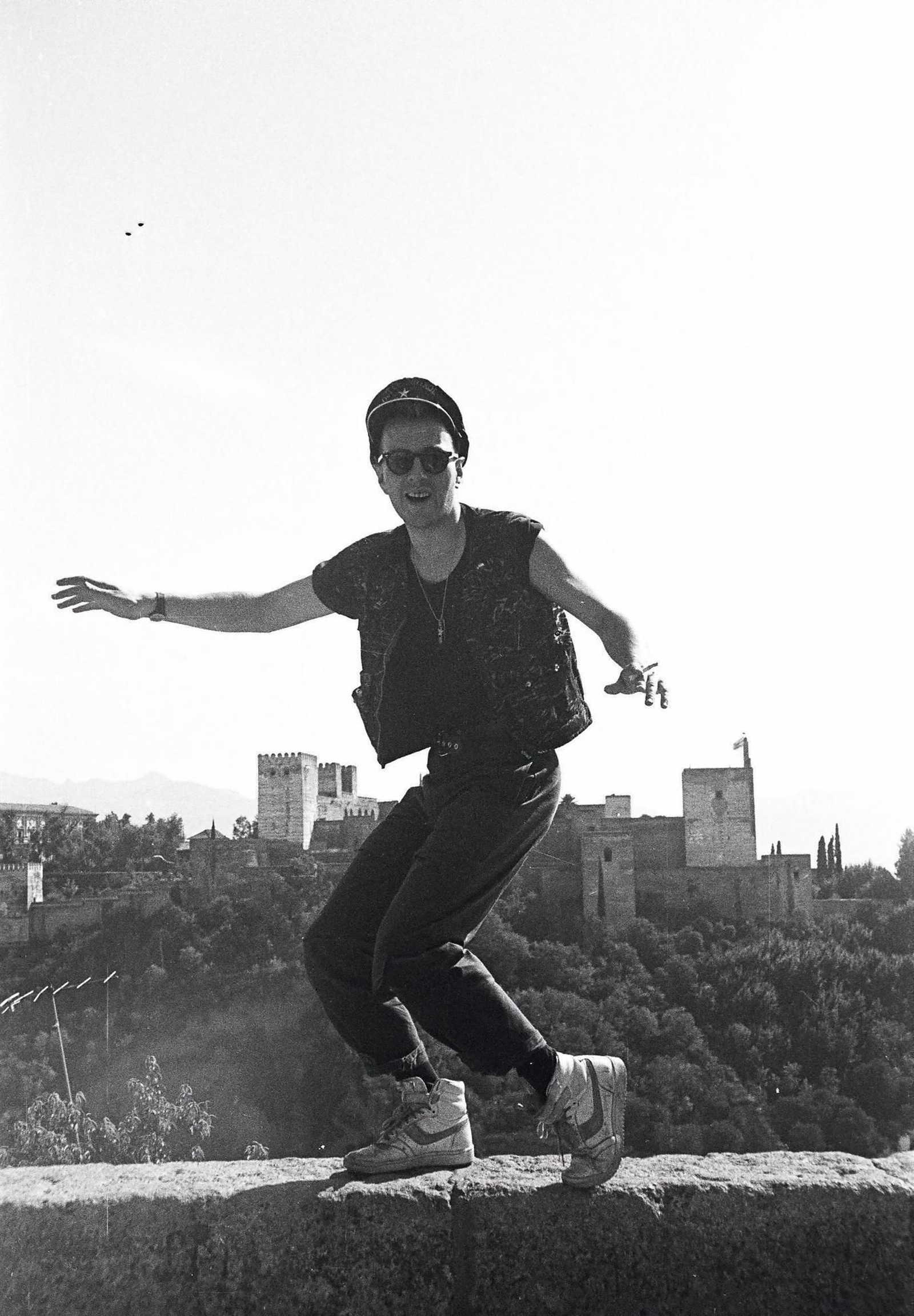 Joe Strummer durante su estancia en Granada.