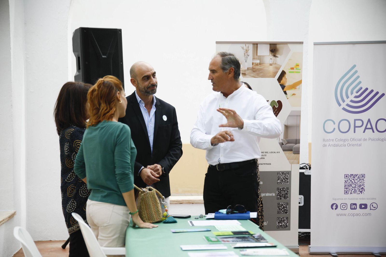 Las imágenes del "Día mundial de la salud mental" en Almería