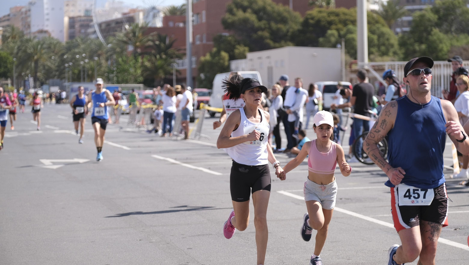 Imágenes de la Carrera del Puerto de Almería 2023