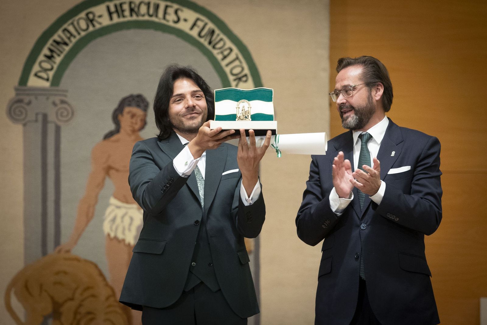 Así ha sido el acto de las banderas de Andalucía celebrado en Granada