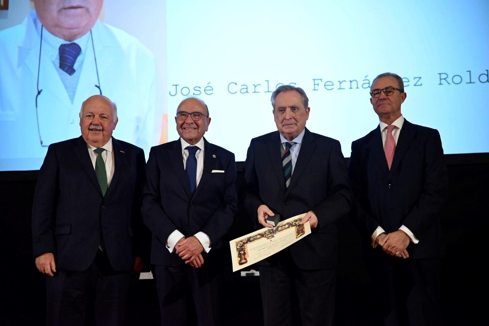 El Real Círculo de la Amistad de Córdoba entrega sus galardones, en imágenes