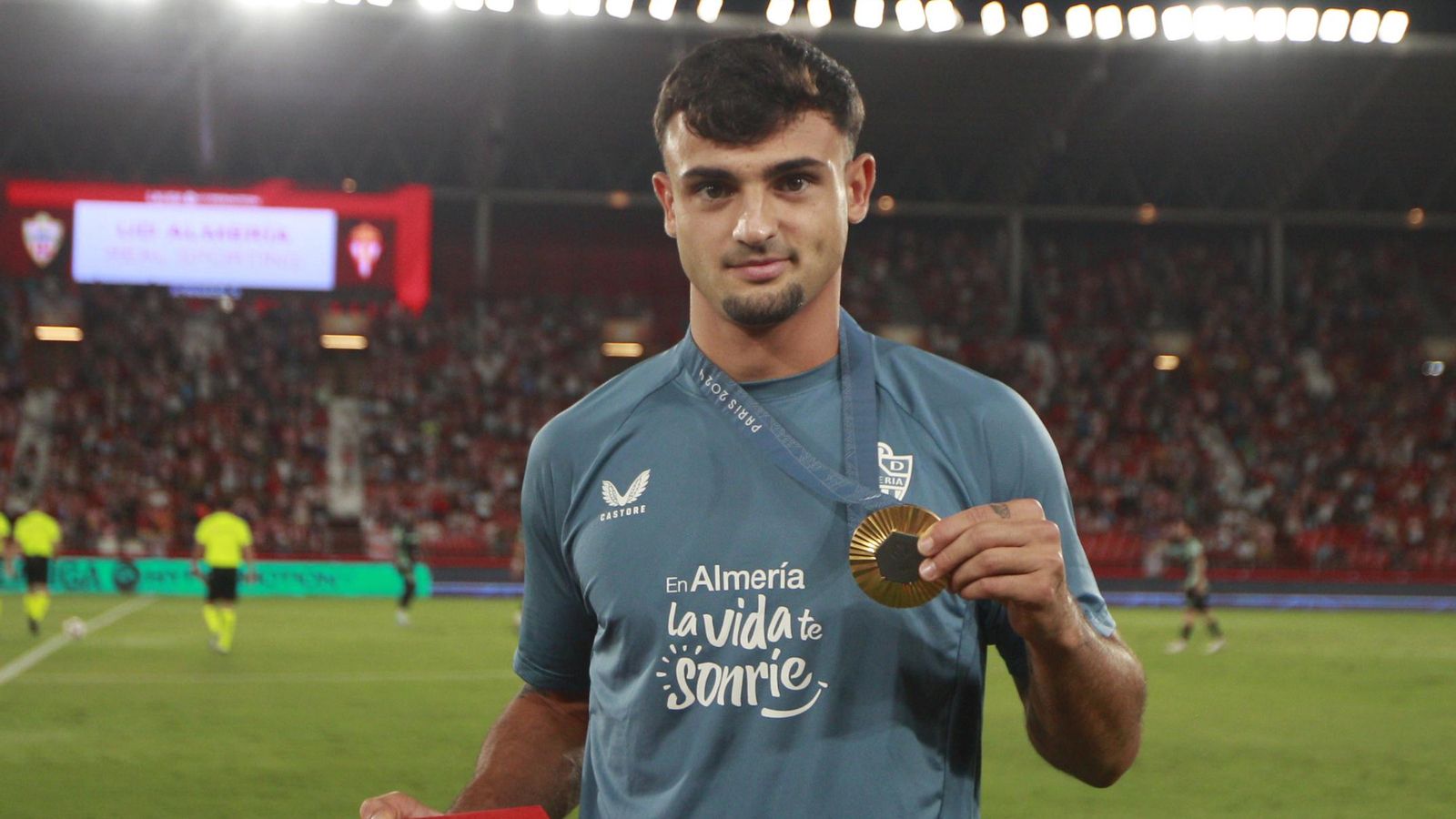 Pubill presume de su oro olímpico. 