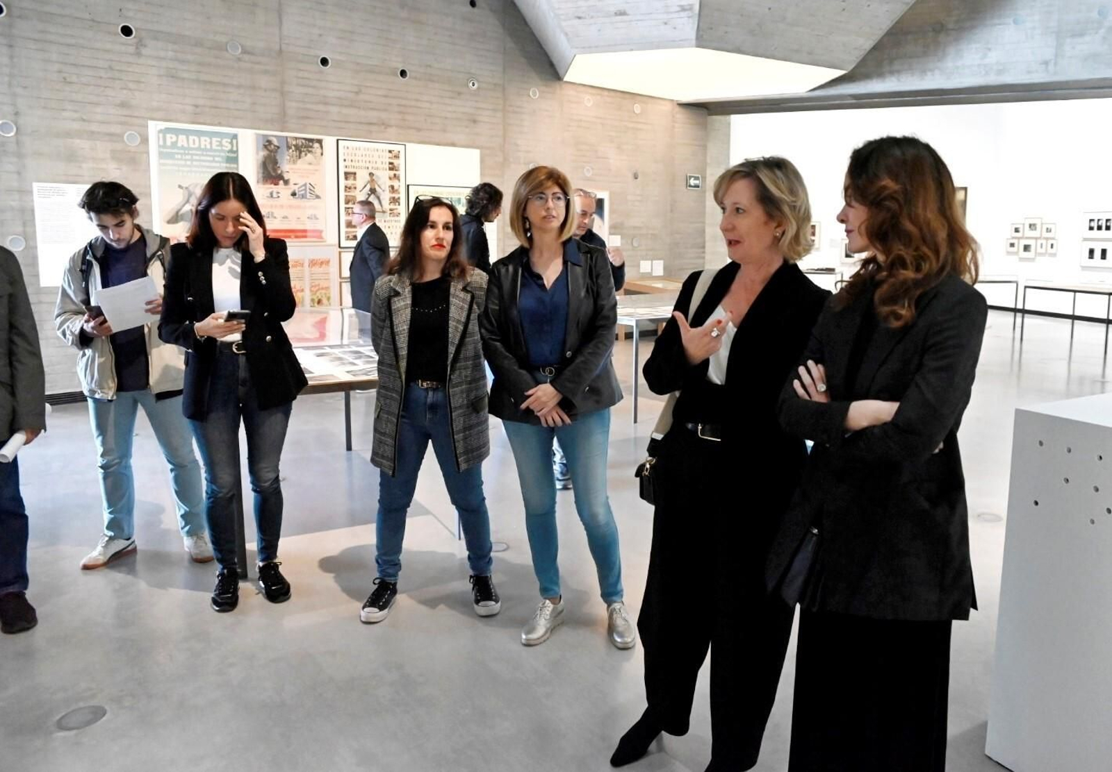 La exposición 'José Val del Omar: Una Técnica con T mayúscula', en imágenes