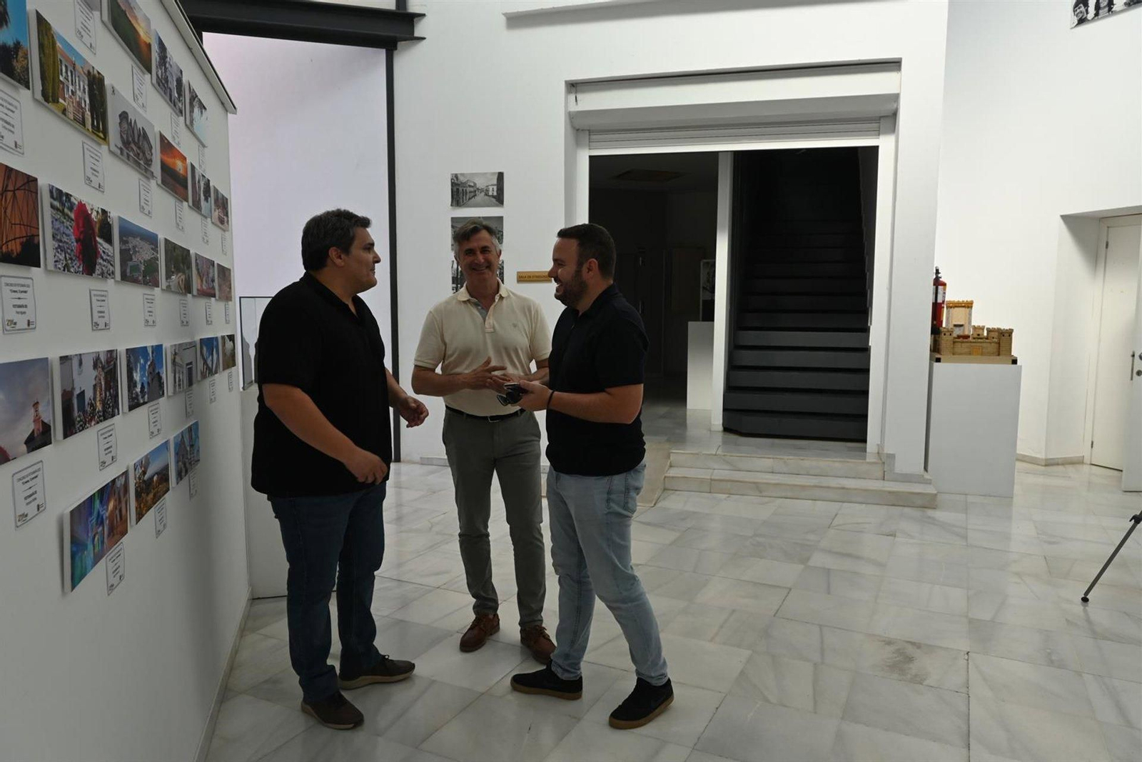 Reunión para la creación de un museo para las obras del pintor Jofra en Marmolejo.