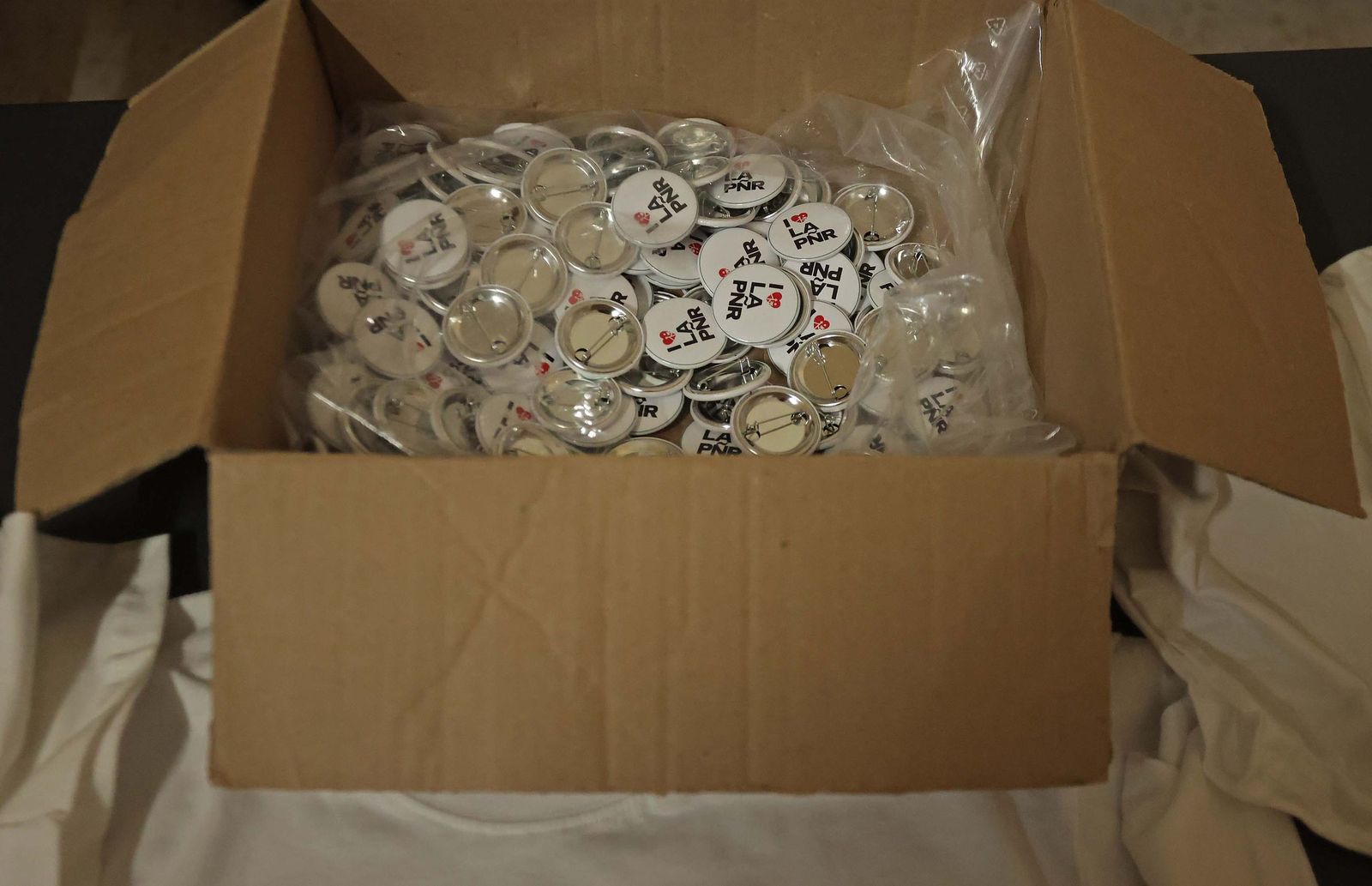 Fotos de la misa conmemorativa de los 50 años de dedicación del padre Pedro a la parroquia y al barrio de La Piñera