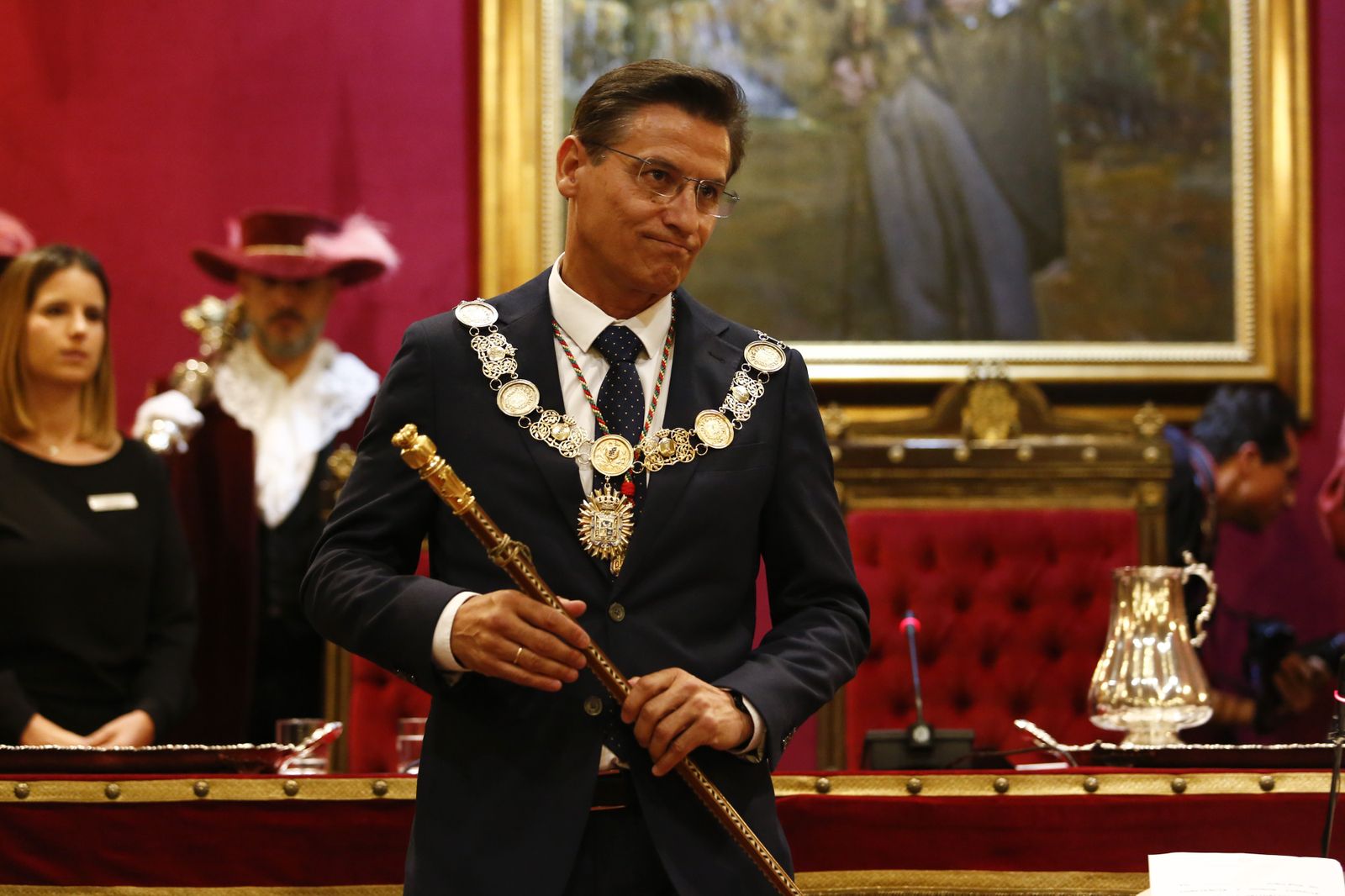 Las imágenes de la jornada de constitución del Ayuntamiento de Granada