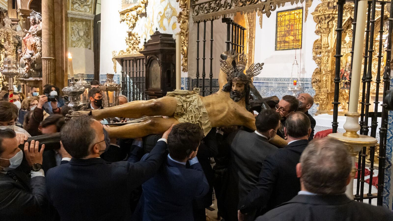 Vía Crucis con el Cristo del Mandato