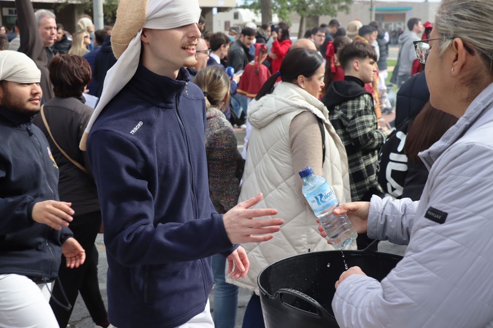 Las mejores imágenes del Martes Santo en Huelva: La Hermandad de La Sentencia