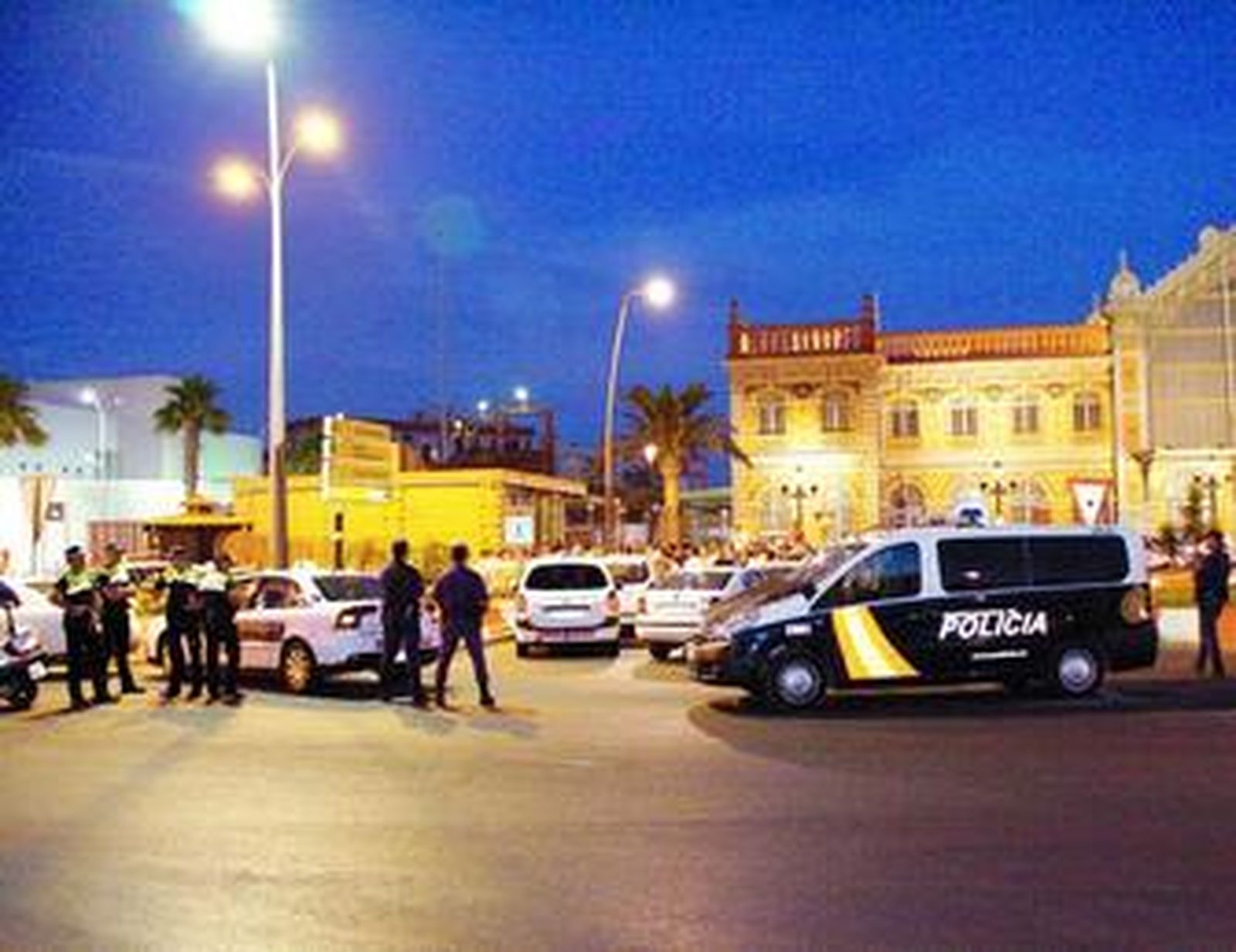 El sector se concentró en la puerta de la Estación Intermodal.