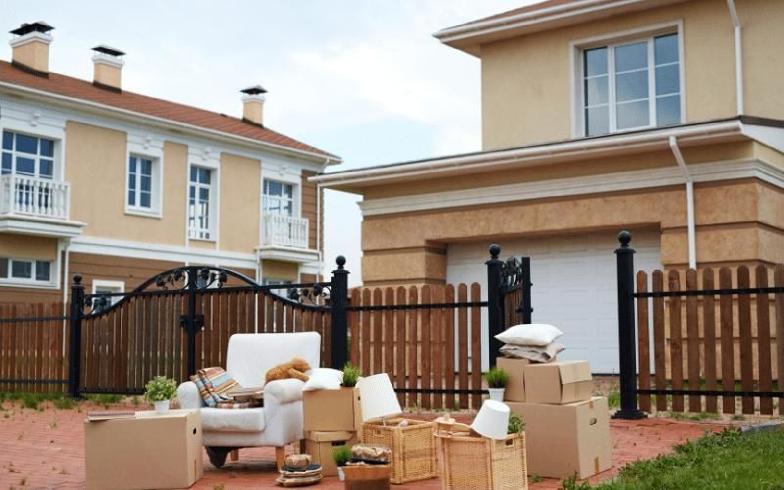 ¿En qué basarnos para contratar a una empresa de mudanzas en Málaga?