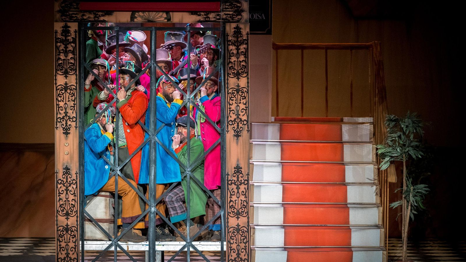 Búscate entre las mejores imágenes de la sexta sesión de cuartos de final del COAC 2025