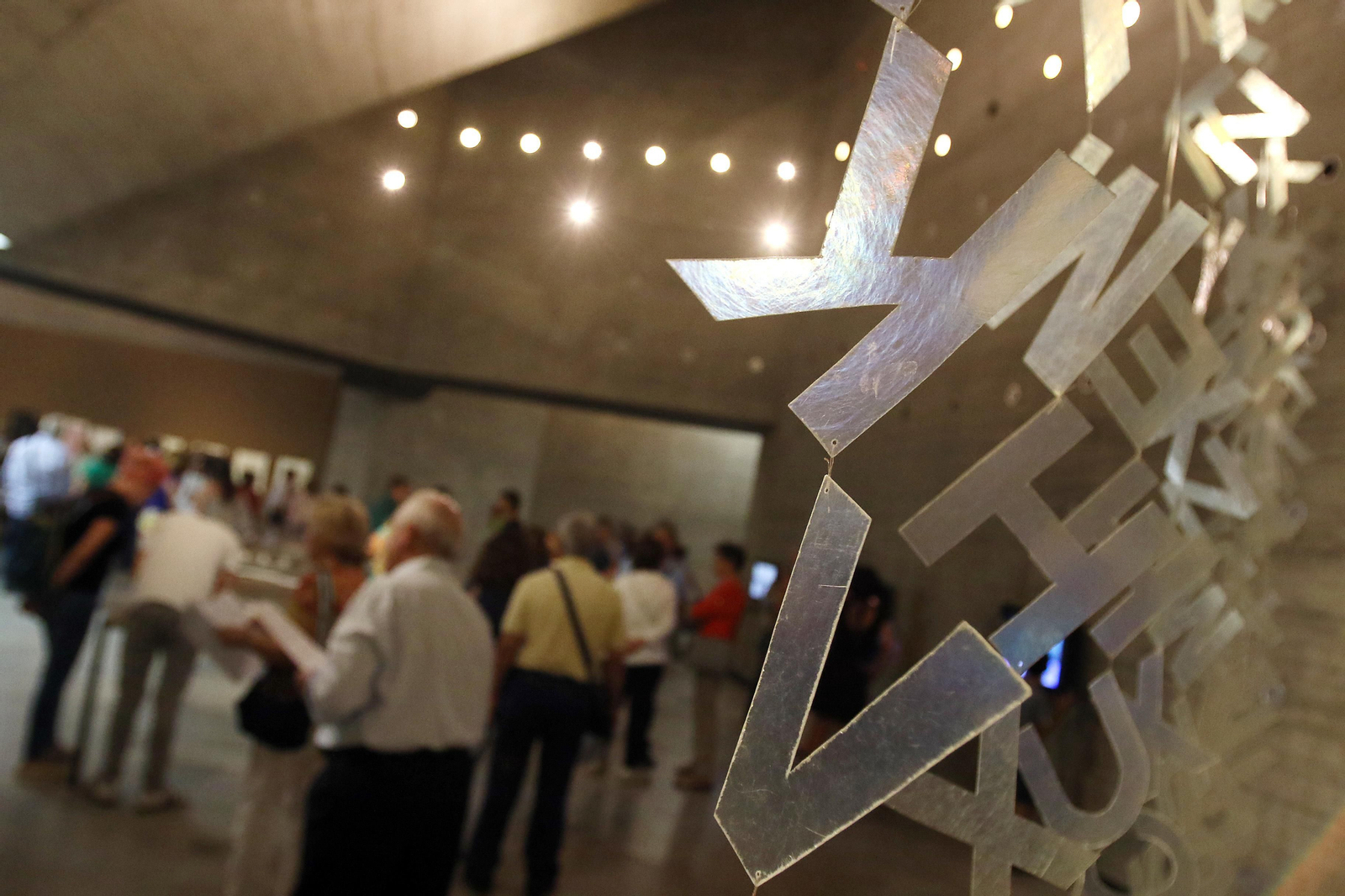 Exposición 'Constelaciones, poesía visual y experimental en España'.