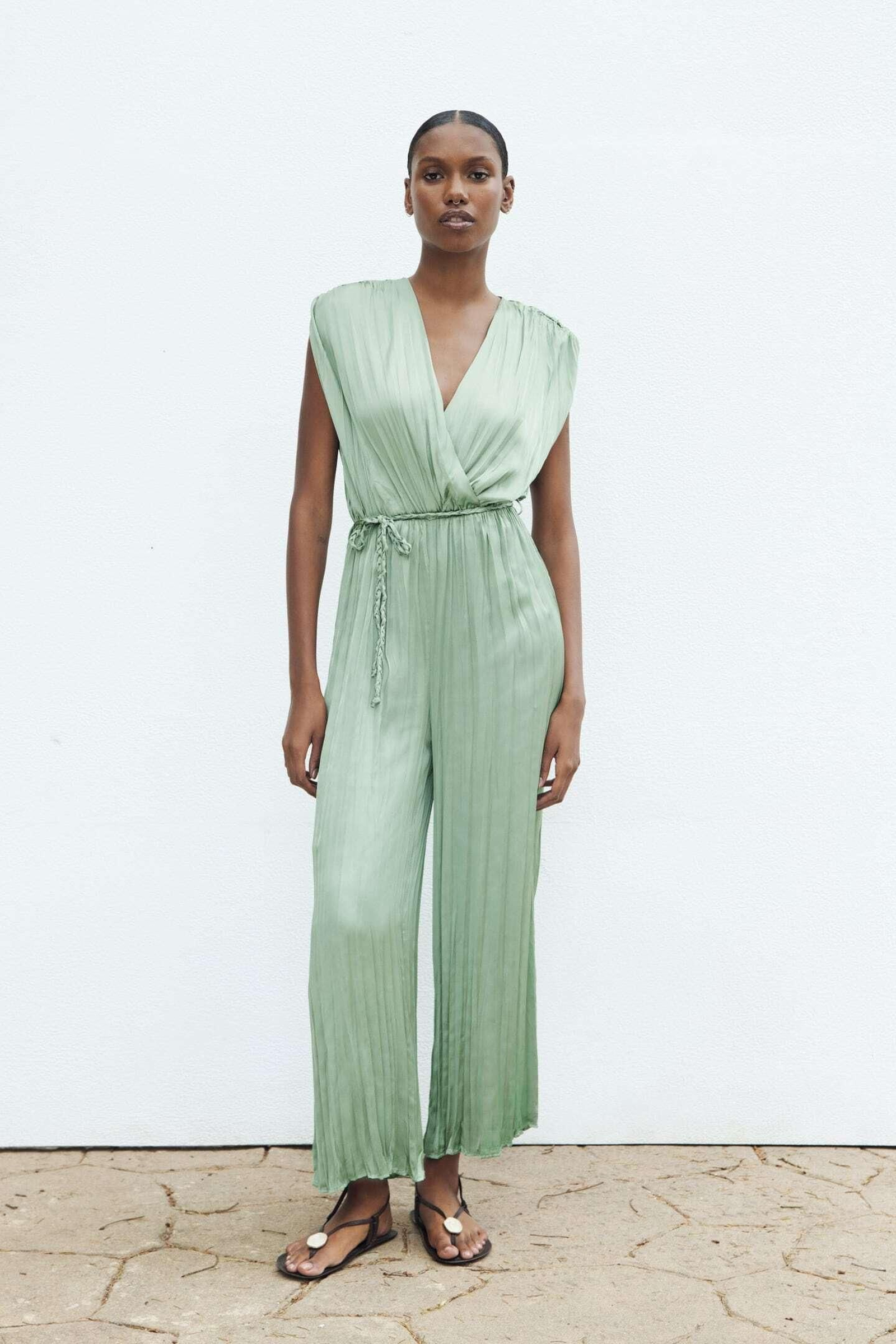 Mono satinado de Zara.