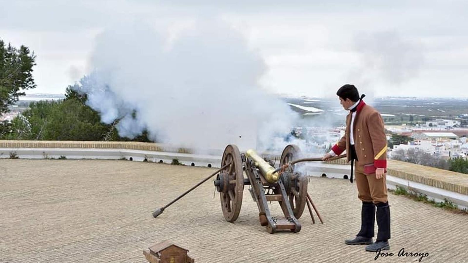 Planes en Cádiz: Recreación de la Batalla del Trocadero