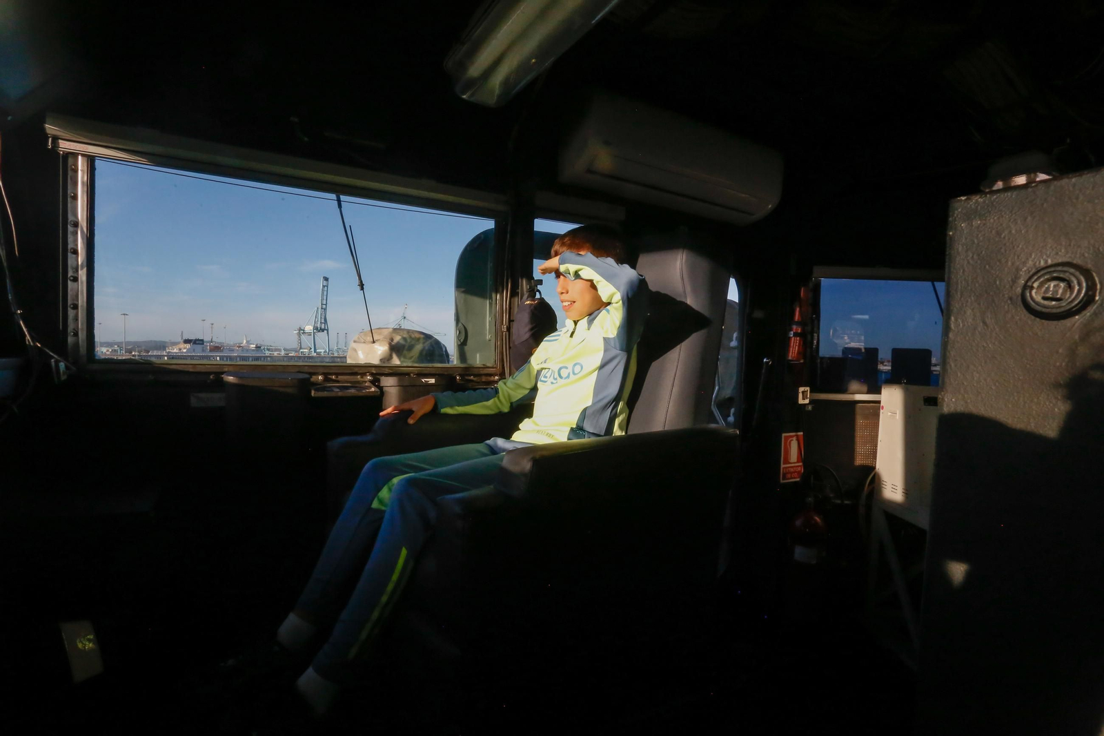 Fotos de la jornada de puertas abiertas del patrullero 'Vigía' en el Puerto de Algeciras