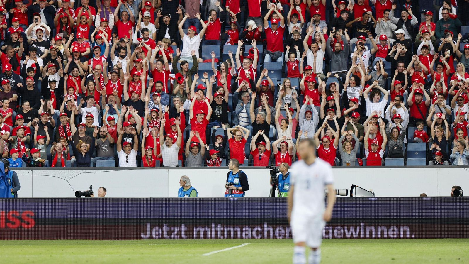 Dada la cercanía con Alemania, se espera gran presencia de aficionados suizos a los partidos de su selección