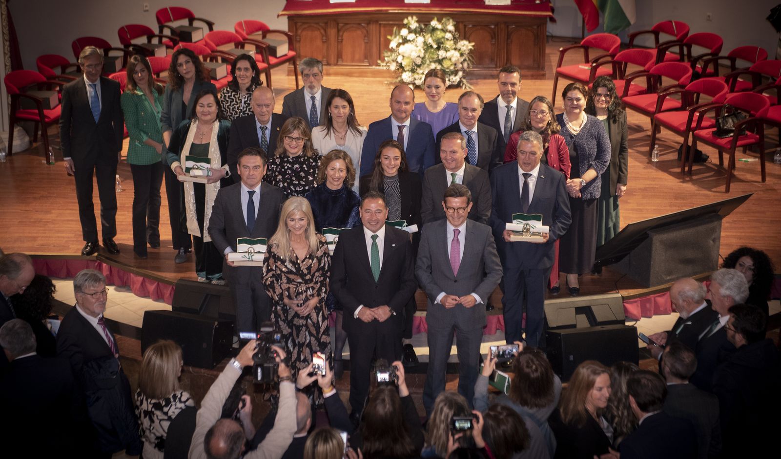 Las imágenes del acto de entrega de galardones Bandera de Andalucía en la provincia de Sevilla