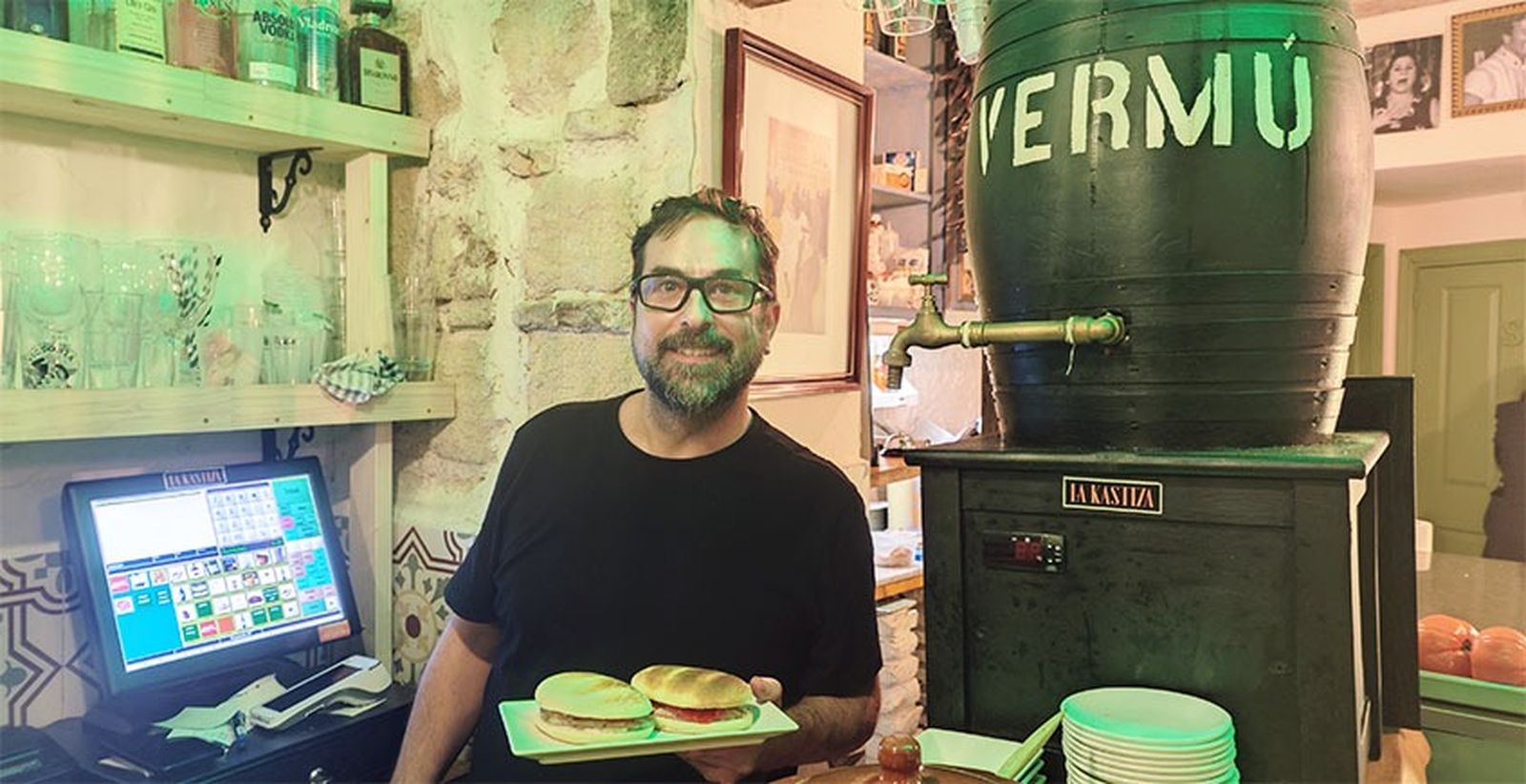 Pablo Lazaro, de la taberna La Kastiza de Jerez