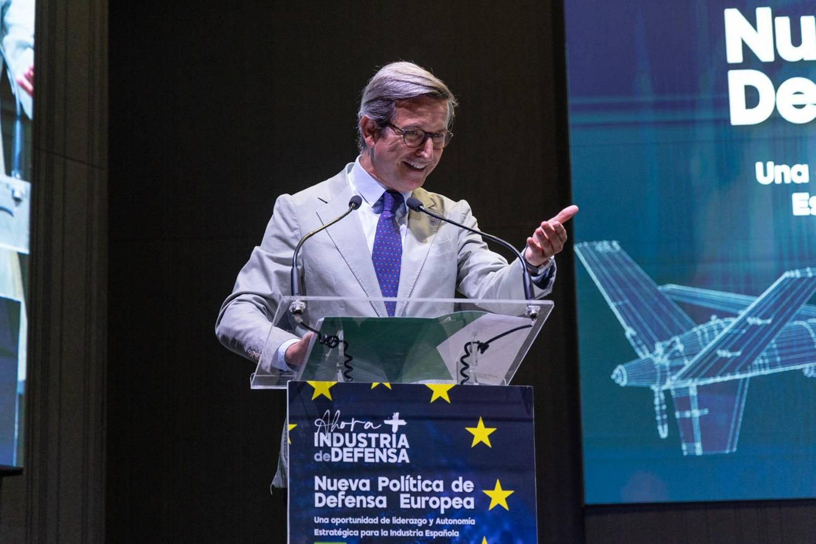 Clausura de las jornadas "Nueva política de defensa europea. Una oportunidad de liderazgo y autonomía estratégica para la industria española".