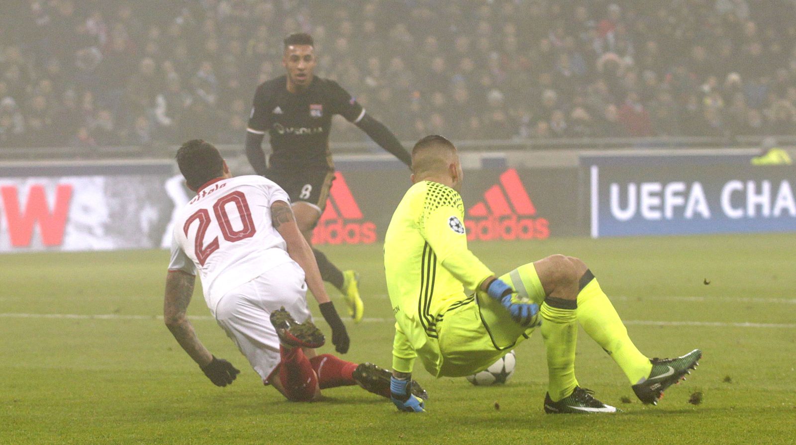 El Lyon-Sevilla, en imágenes.