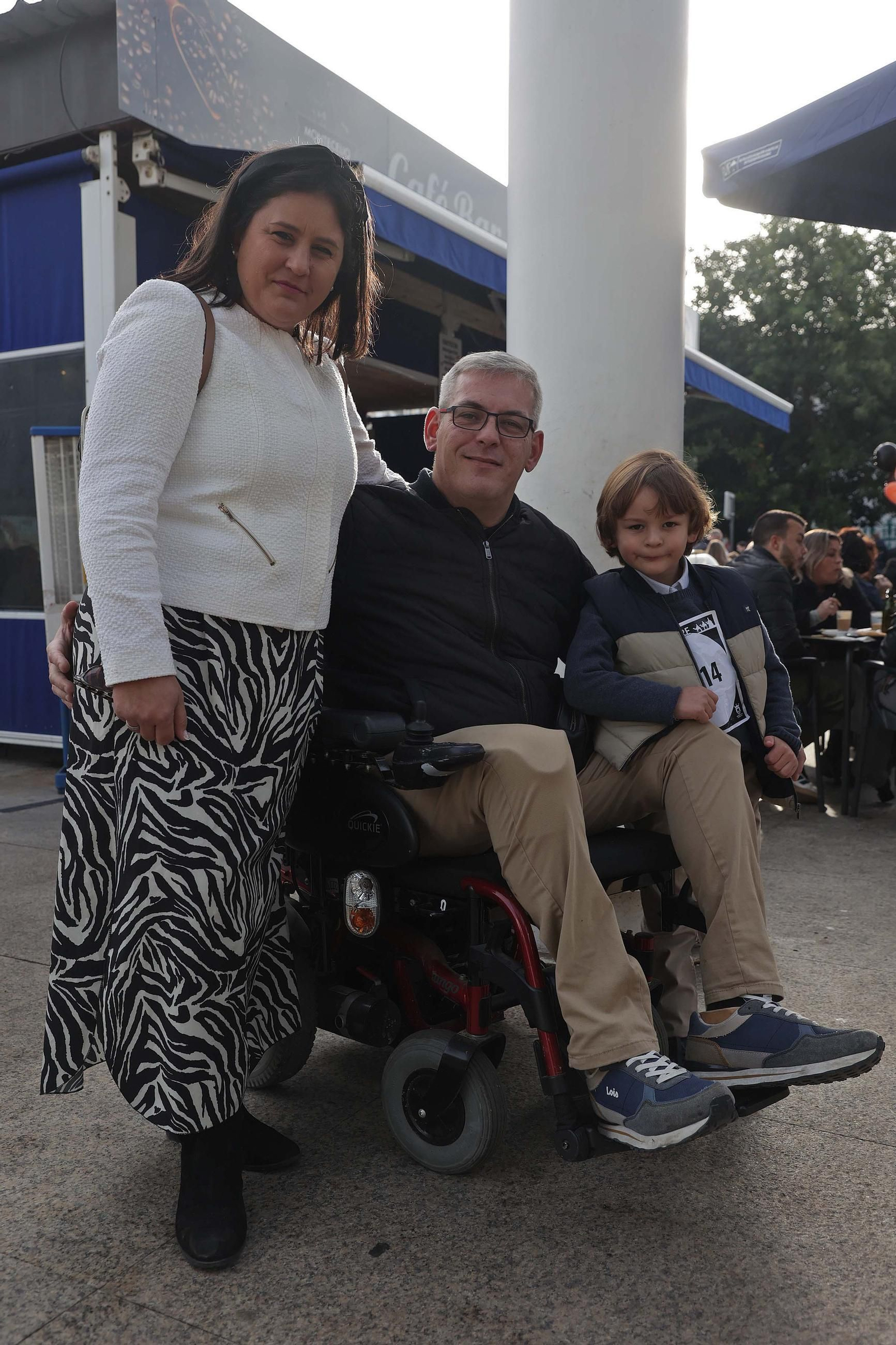 Búscate en las fotos del Arrastre de Latas 2025 en Algeciras