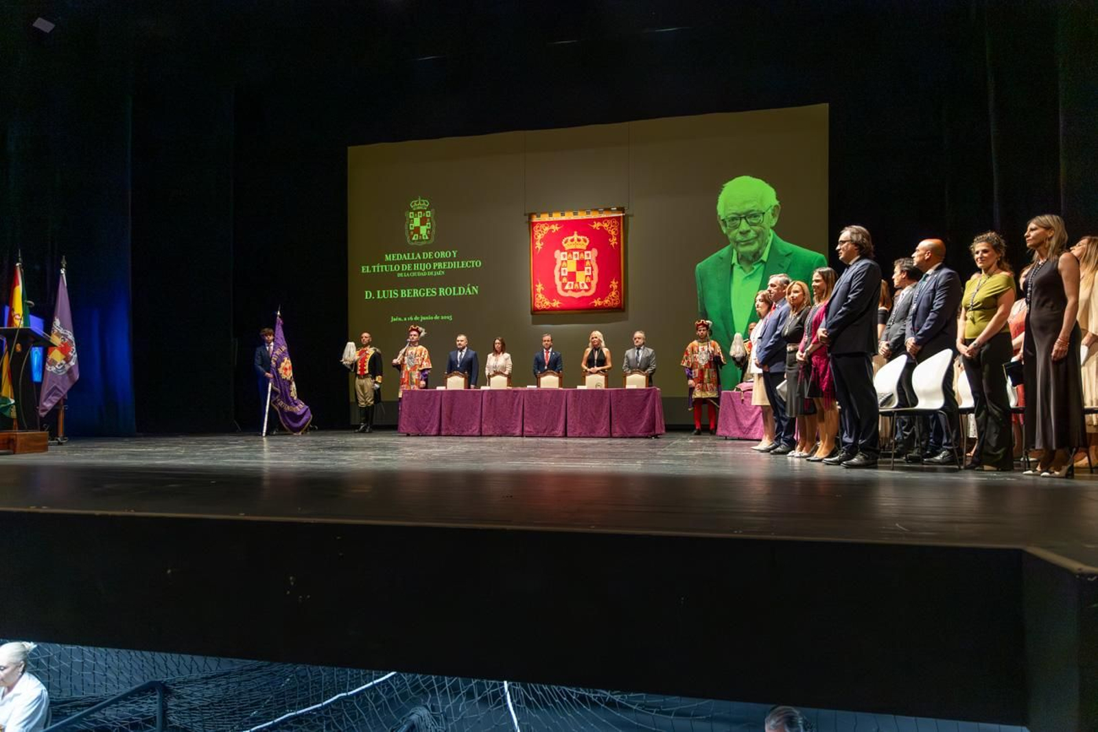 Entrega de la Medalla de Oro de la Ciudad a Luis Berges