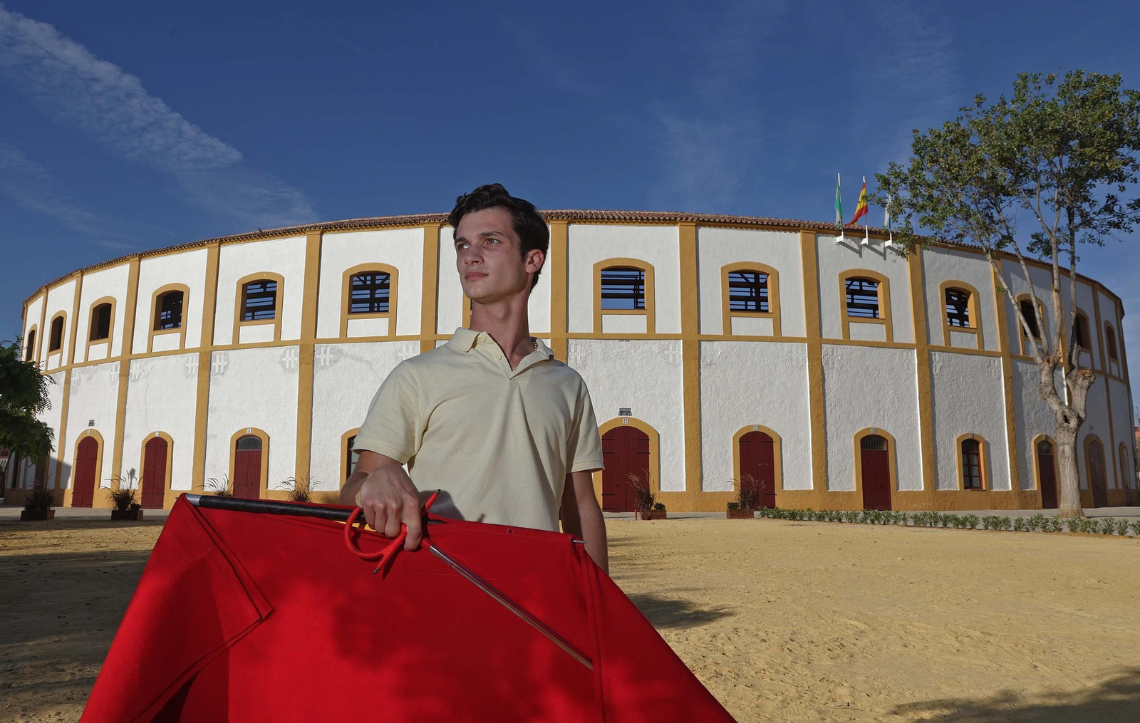 Las fotos del regreso a la plaza del novillero linense Juan Jesús Rodríguez tras su grave cogida