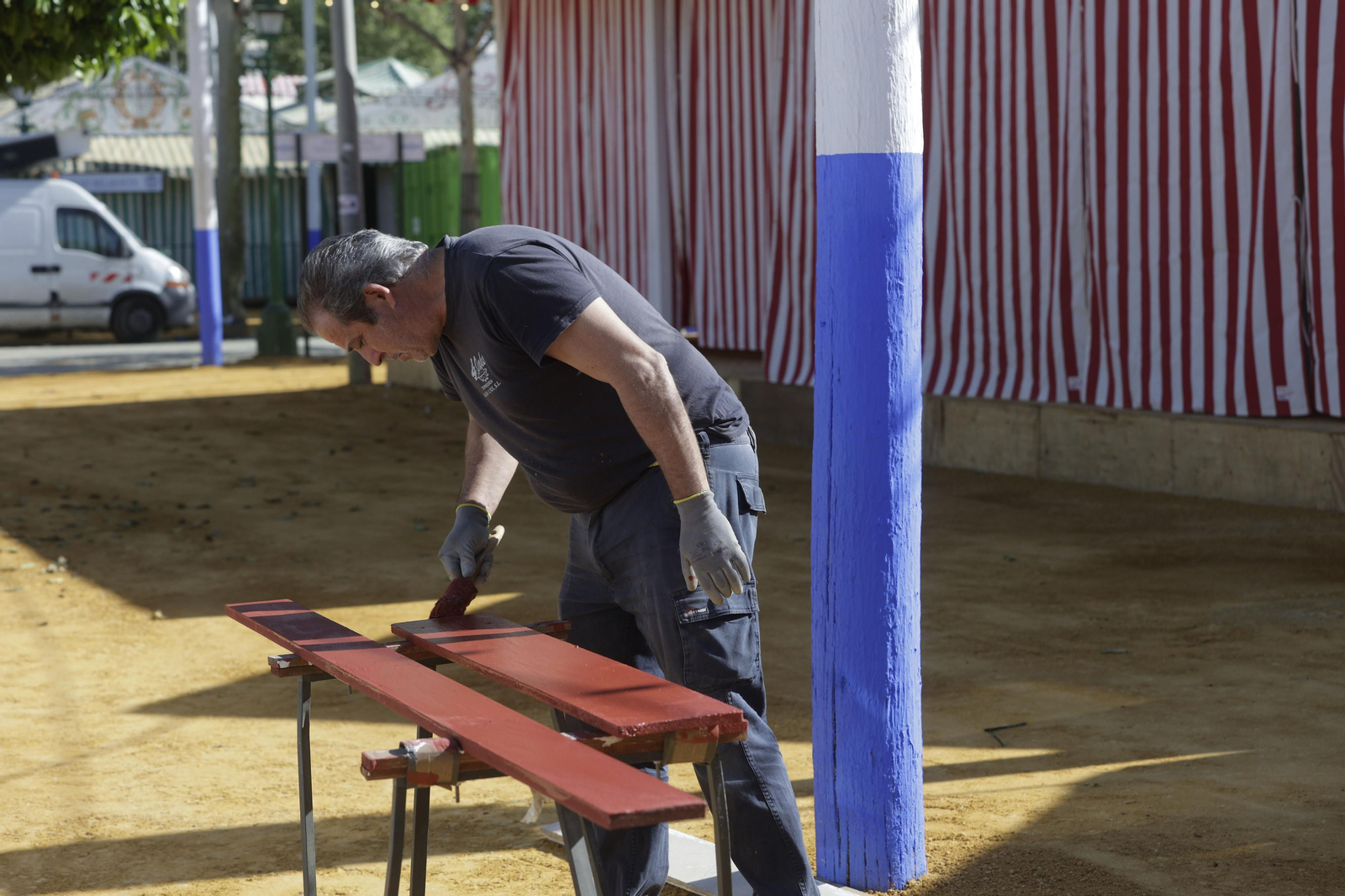 Imágenes de los preparativos de la Feria de Abril