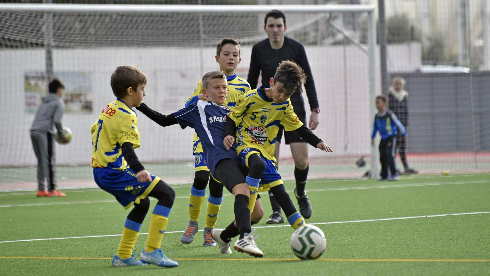 Las mejores fotos del XII Torneo de Navidad de futbol base AD Taraguilla
