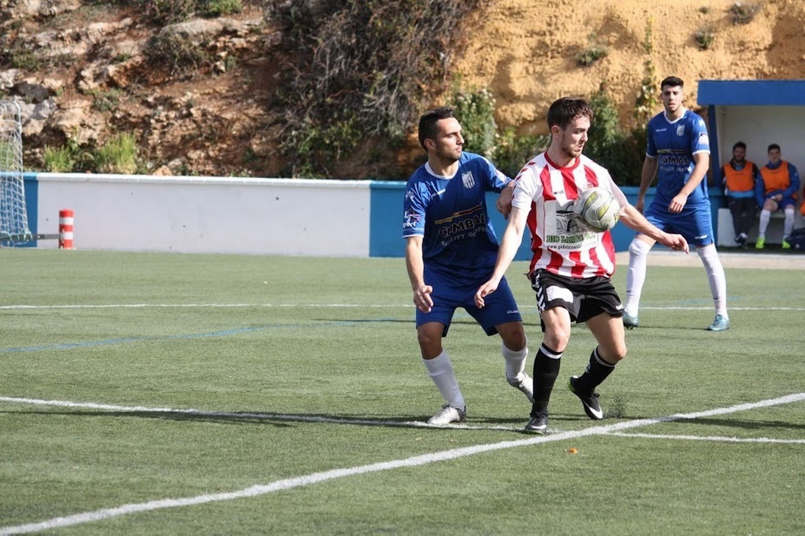 Una jugada del partido disputado ayer en Monachil.