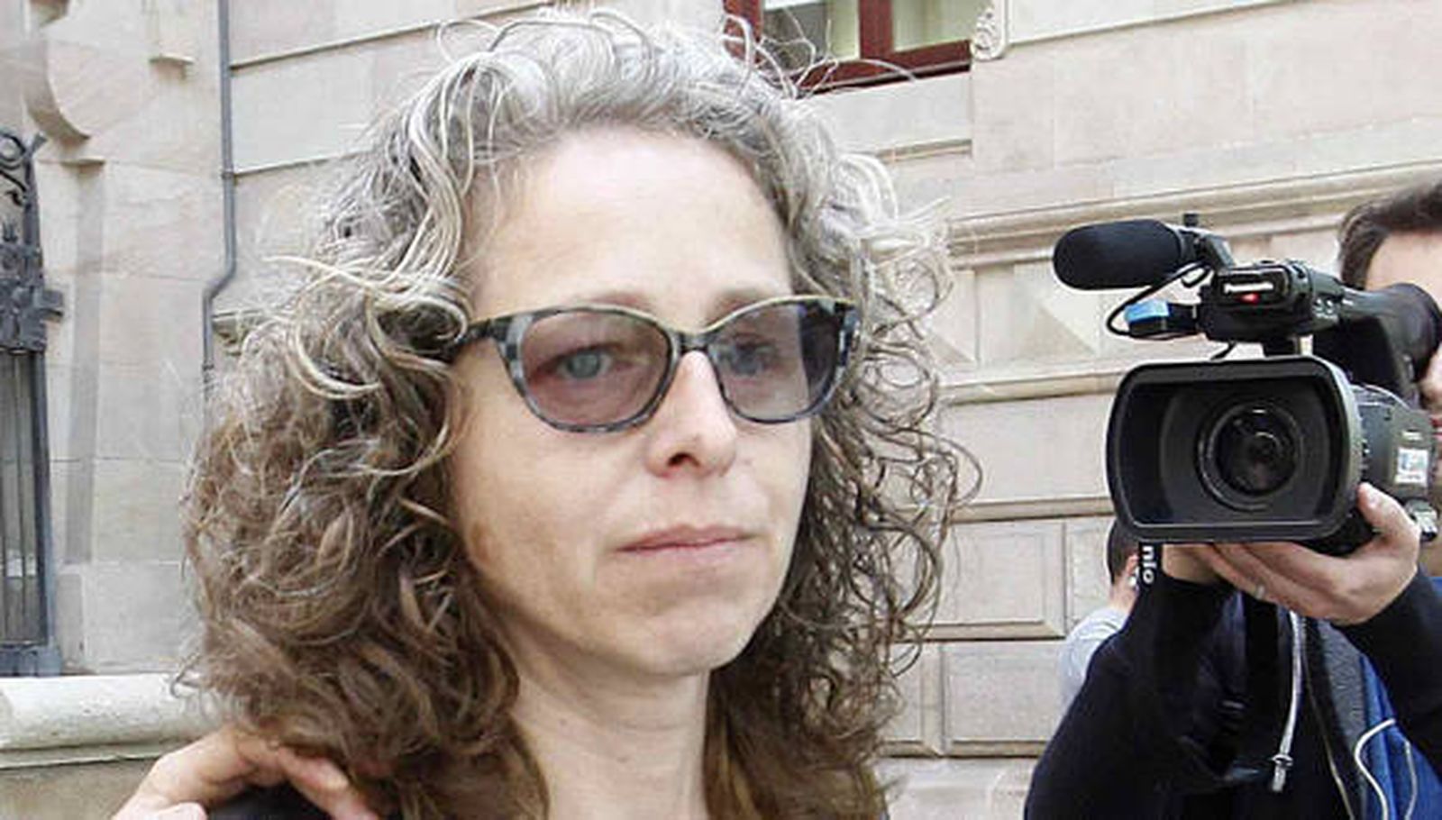 Absueltos los dos mossos acusados de reventar el ojo a Ester Quintana