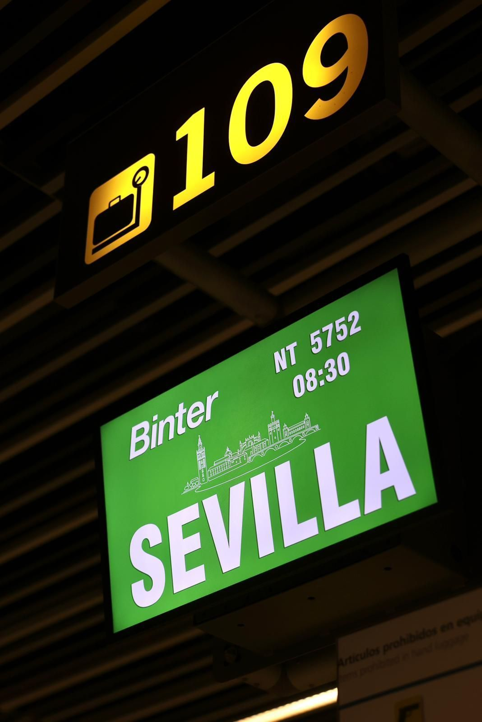 Vuelo inaugural Sevilla