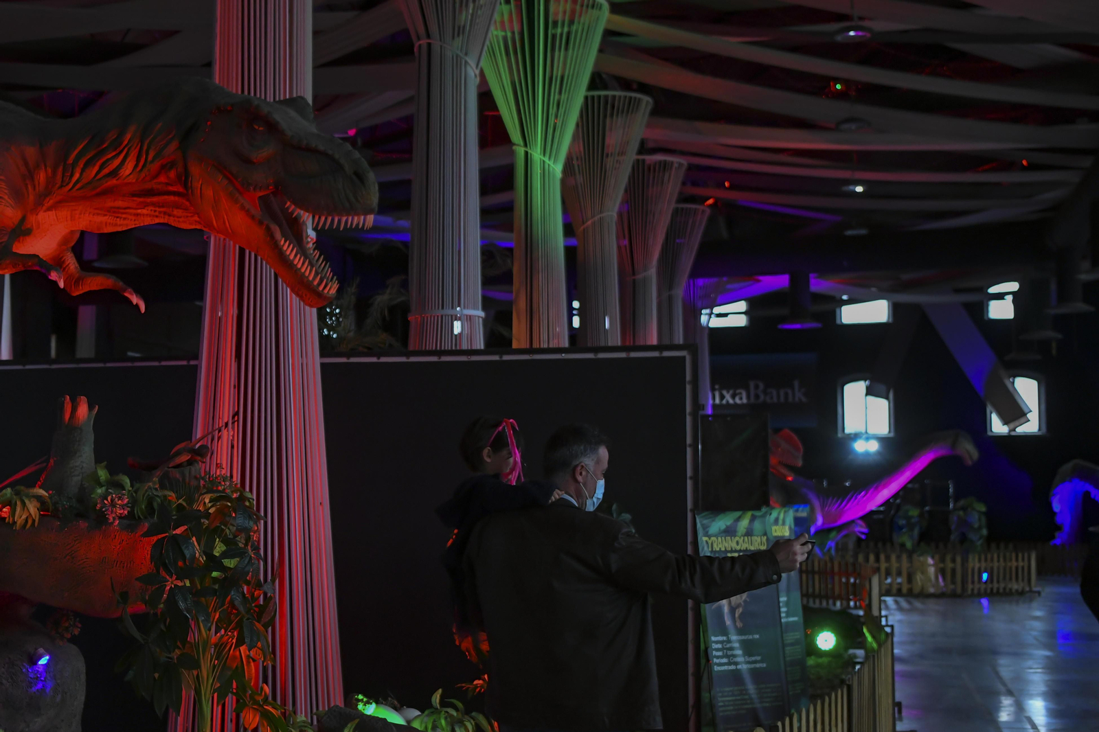 Dinosaurs Tour, la mayor exposición de dinosaurios animatrónicos, en Granada