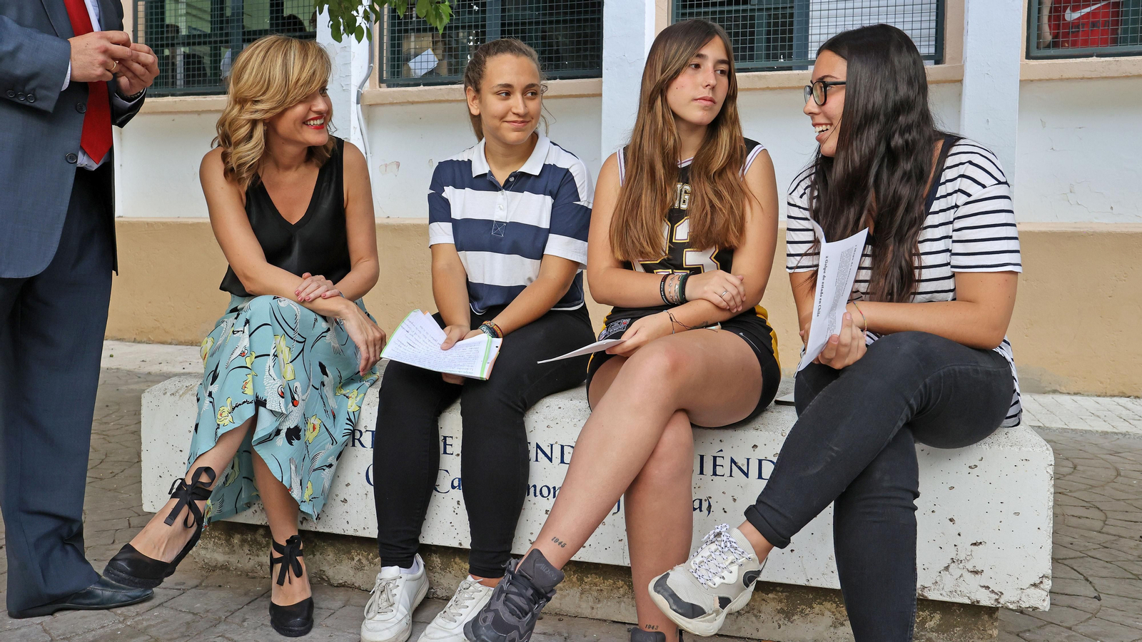 La ministra Pilar Alegría en el IES Coloma de Jerez