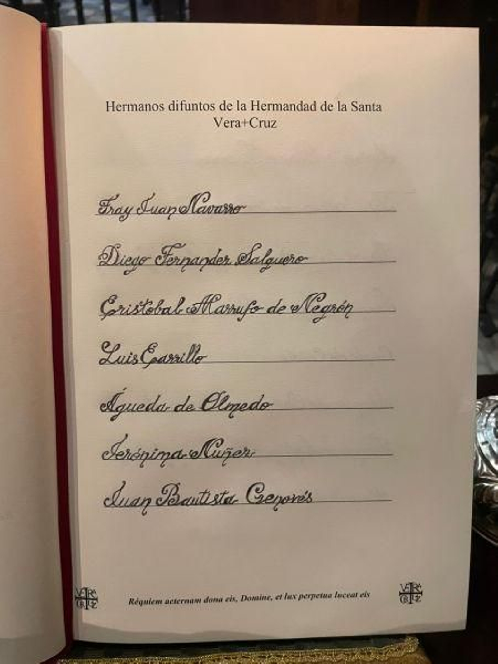 Los primeros hermanos difuntos que aparecen en el libro de la Vera-Cruz