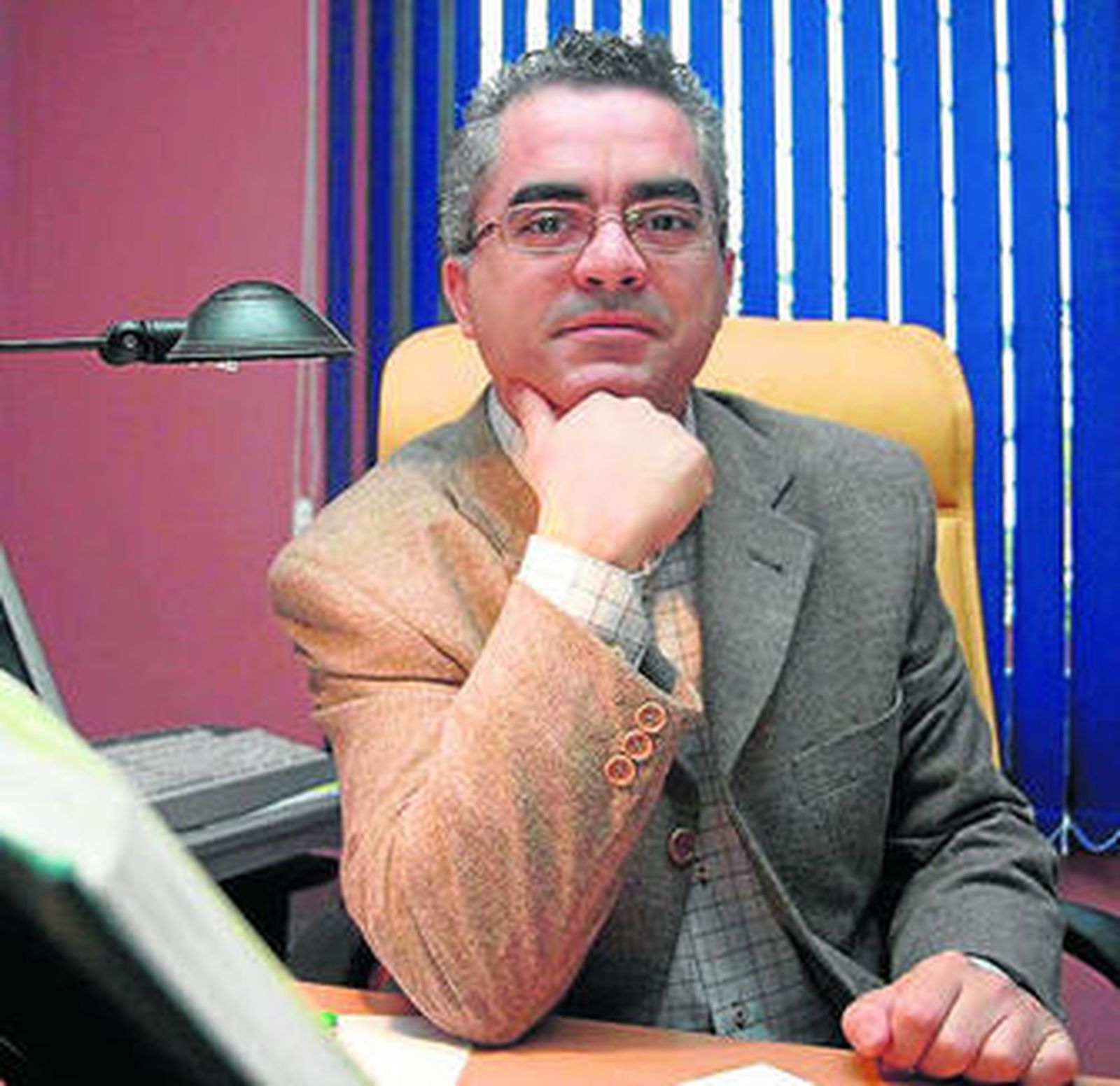 El psicólogo José Manuel Aguilar se afianza como escritor.