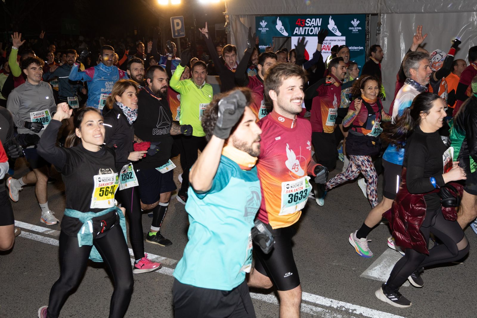 Encuéntrate en la salida de la Carrera de San Antón 2026, en imágenes (2)