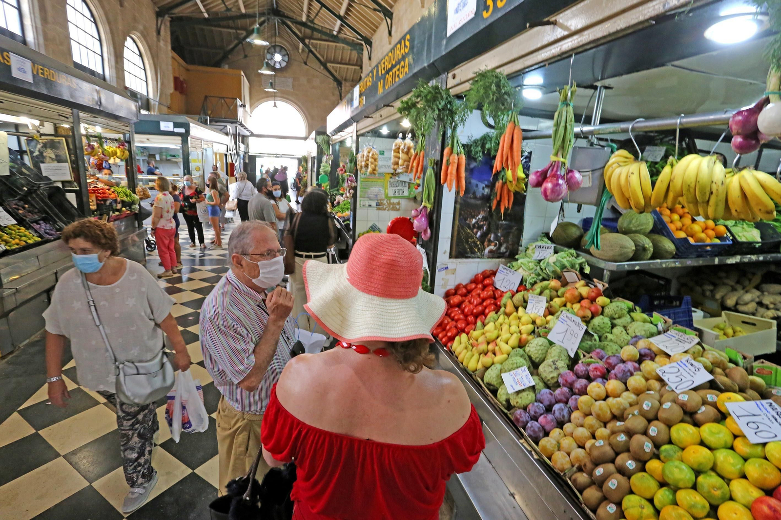 Los comerciantes de La Plaza piden a la ciudadanía "que no tengan miedo de venir"