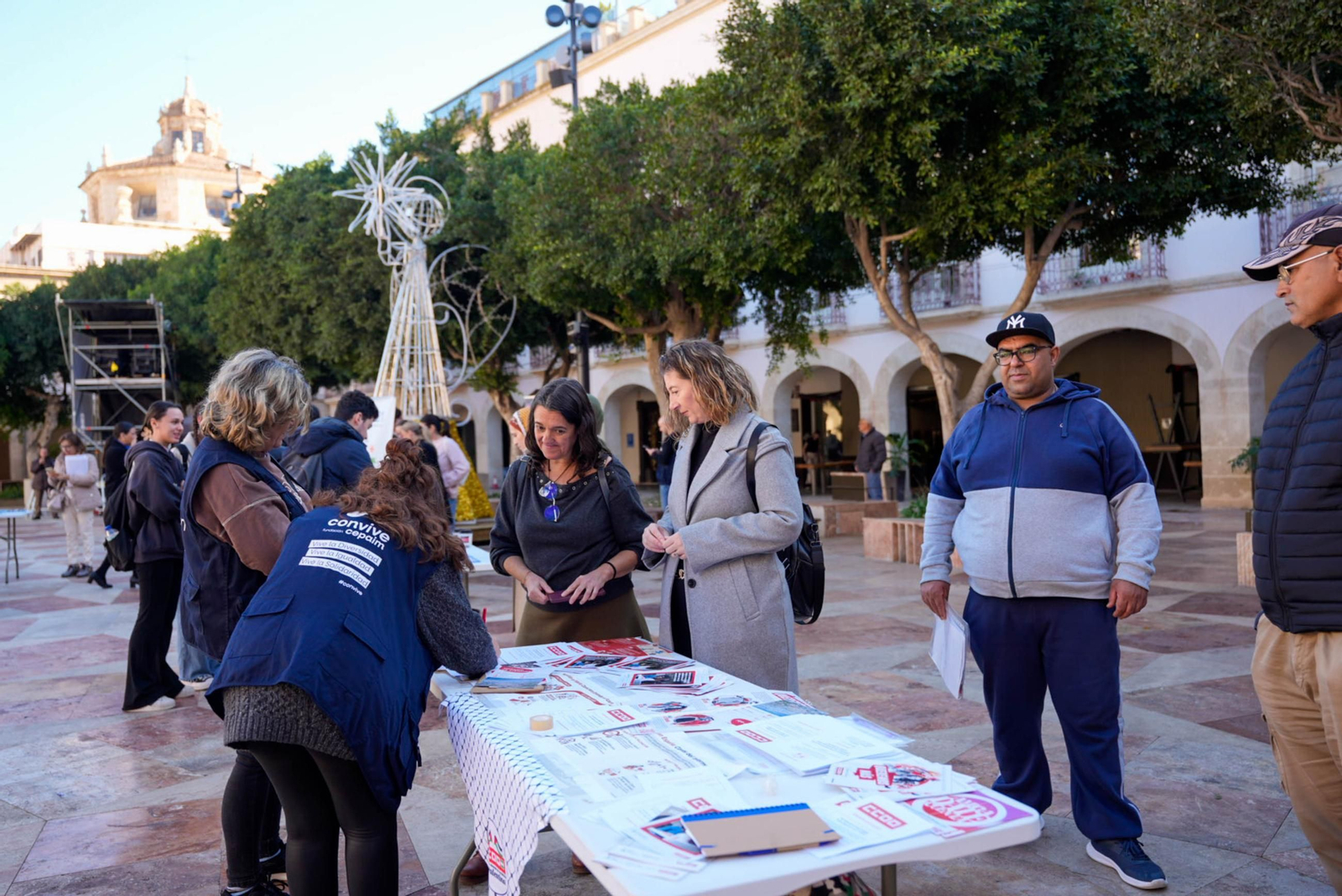 Almería reivindica la diversidad en el Día Internacional del Migrante, en imágenes
