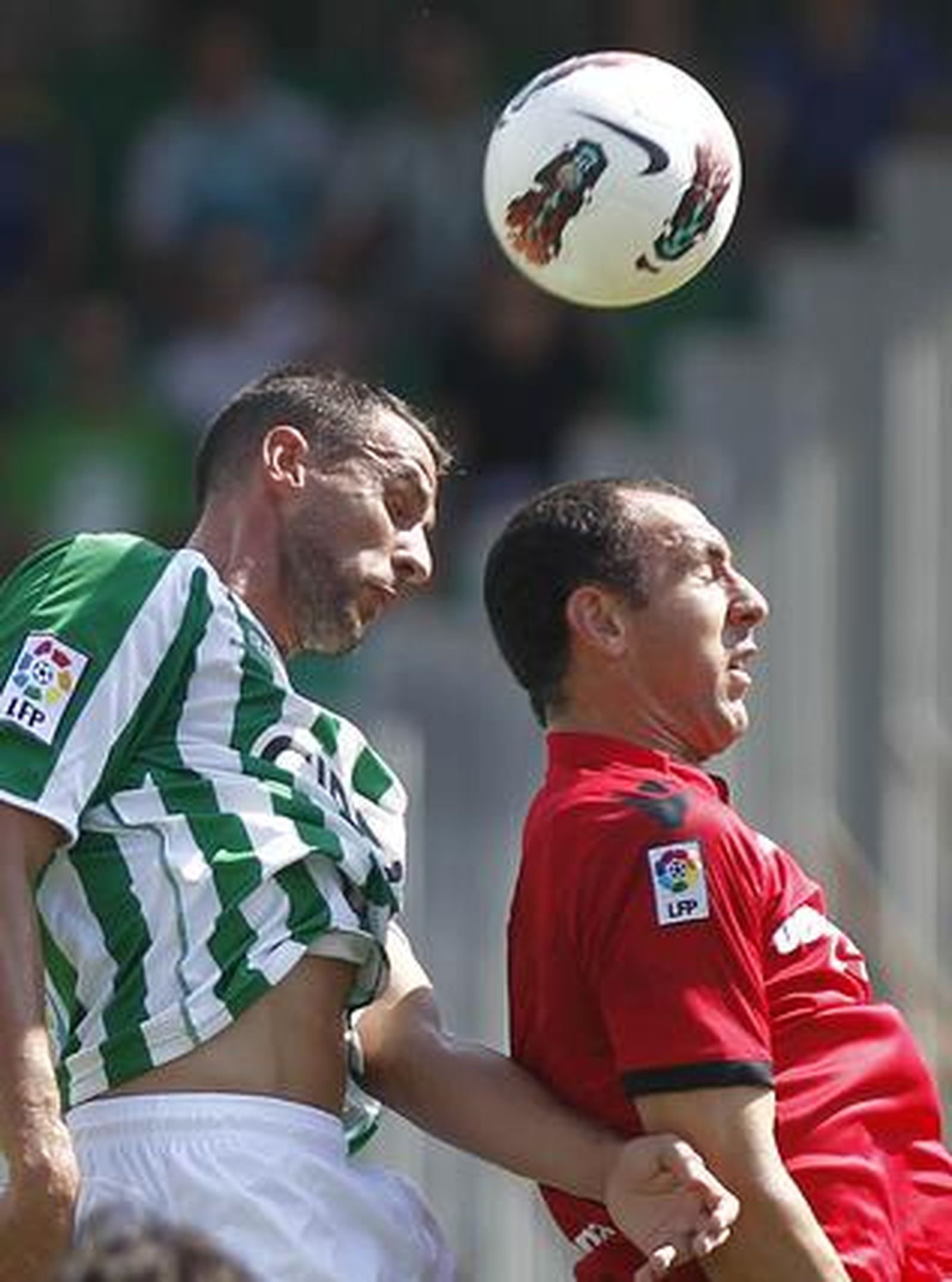El Betis gana el segundo partido de su regreso a Primera gracias a un gol de Rubén Castro (1-0). / Antonio Pizarro