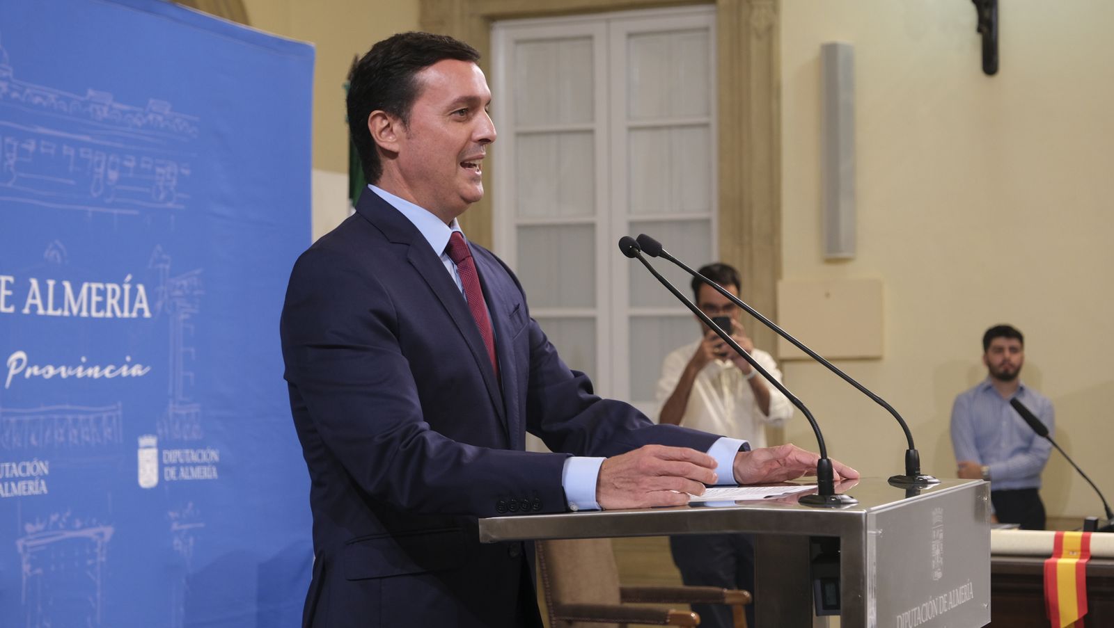 Imágenes de la entrega del Escudo de Oro de la Diputación de Almería a Ambrosio Sánchez