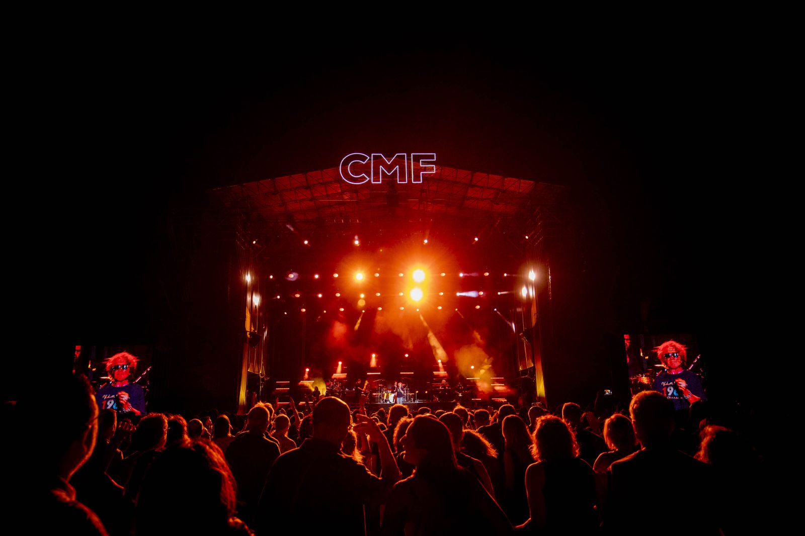 Búscate en las imágenes del concierto de Simply Red en Concert Music Festival