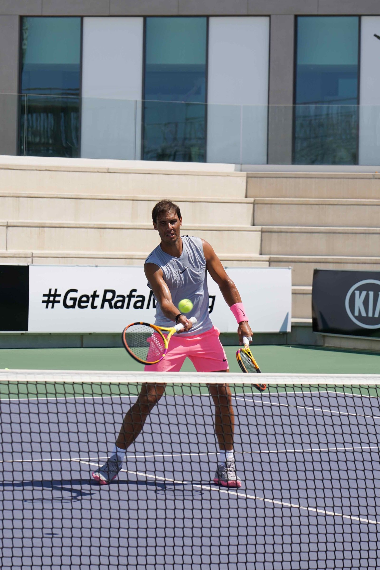 Rafa Nadal renueva con Kia