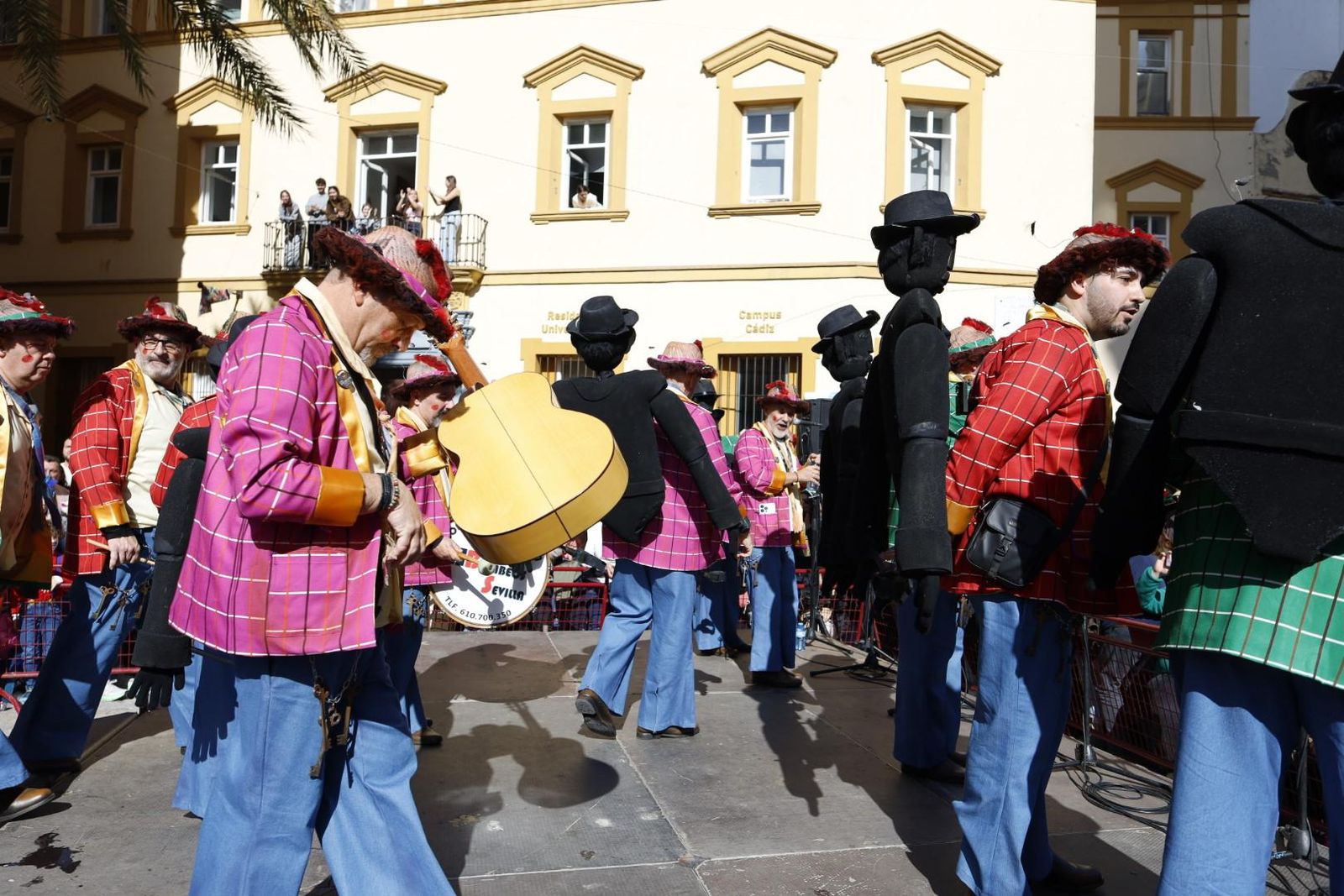 Las mejores imágenes del primer Sábado de Carnaval en Cádiz 2026