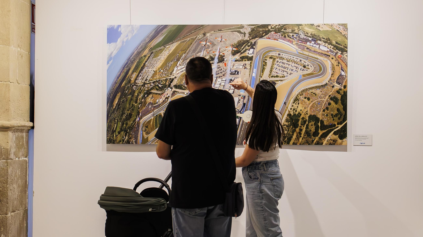 Imágenes de la exposición de los 40 años del Circuito de Jerez y de la marca Montesa