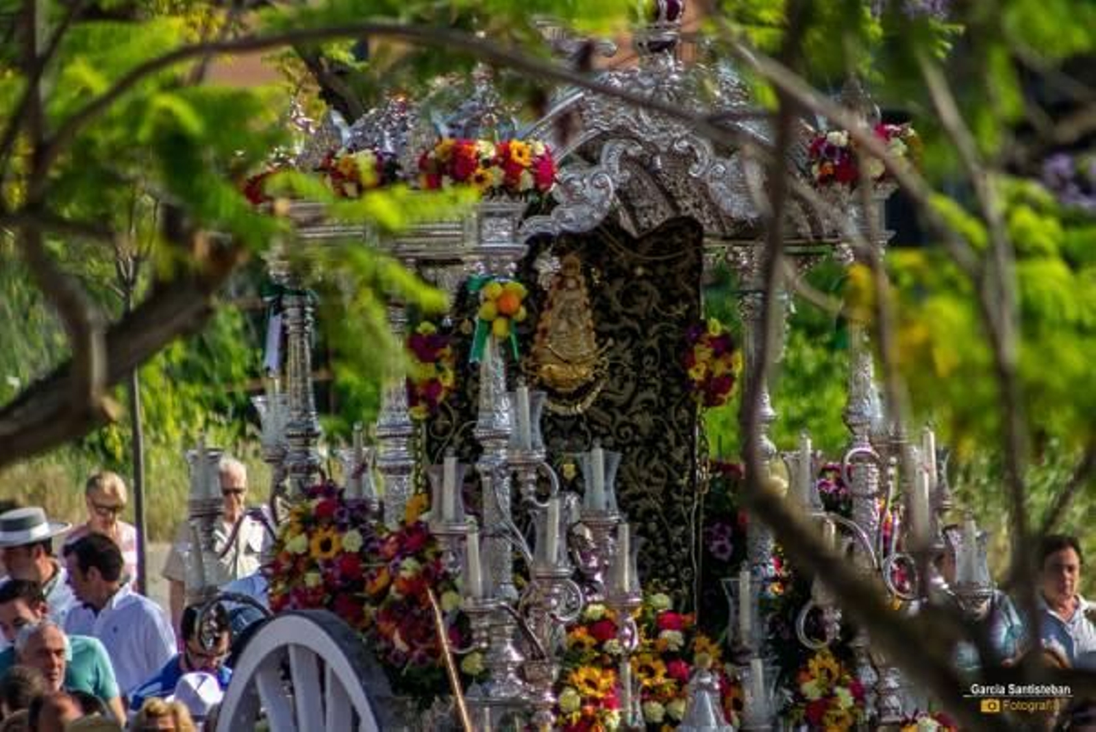 Carreta del simpecado de la hermandad de Camas