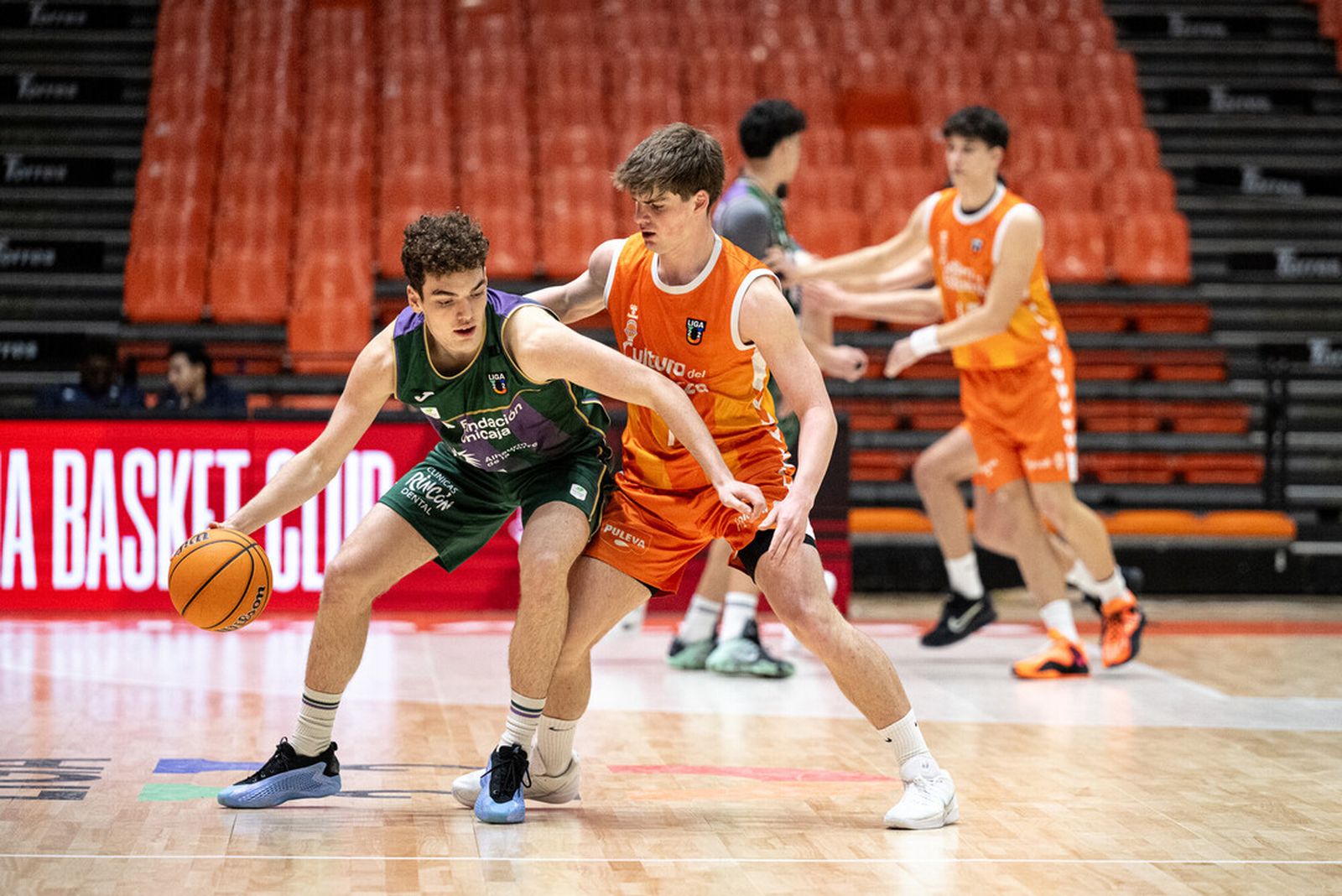 Liga U22: El Unicaja se quedó a un paso en Valencia (78-75)